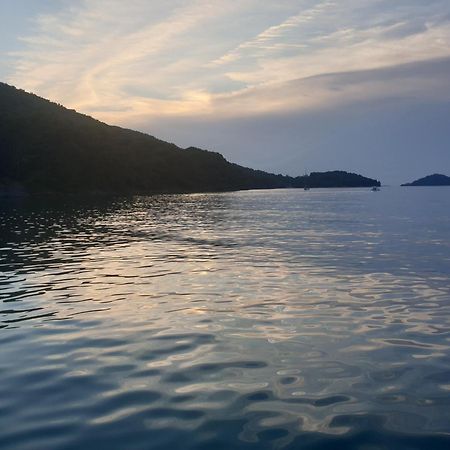 Booking Franov Residence On Island Ugljan With The Pool, Bbq And Beautiful Sea-View! Kali Extérieur photo