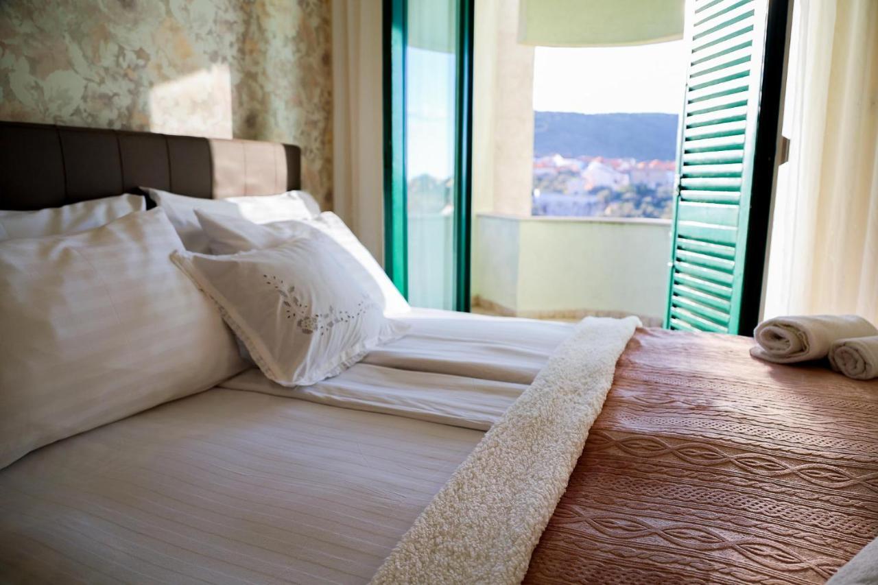 Booking Franov Residence On Island Ugljan With The Pool, Bbq And Beautiful Sea-View! Kali Extérieur photo