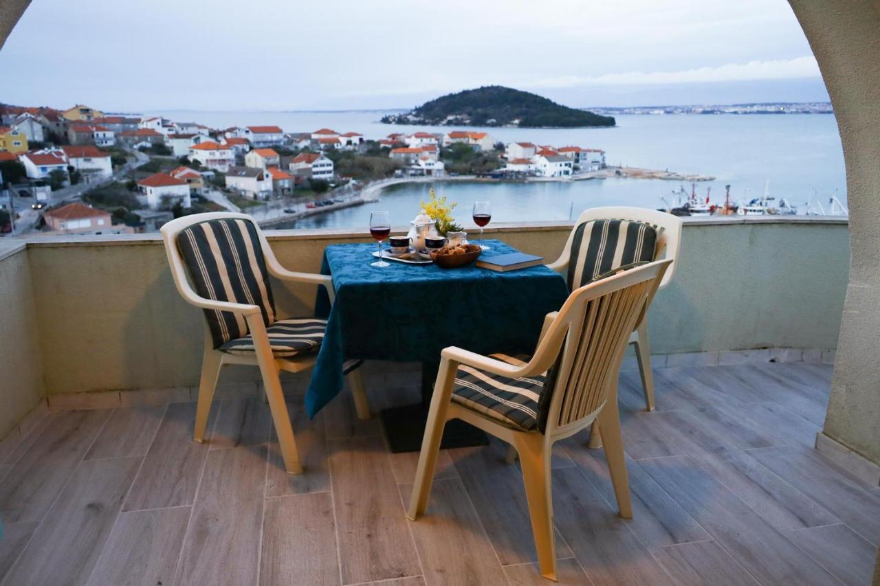 Booking Franov Residence On Island Ugljan With The Pool, Bbq And Beautiful Sea-View! Kali Extérieur photo