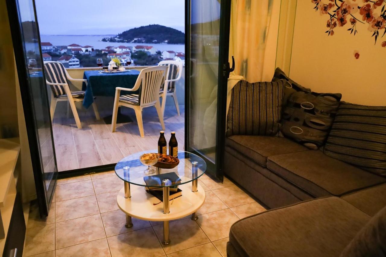 Booking Franov Residence On Island Ugljan With The Pool, Bbq And Beautiful Sea-View! Kali Extérieur photo